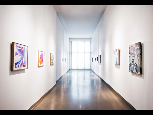 How to Create a Perfect Gallery Wall at Home